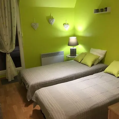 Appartement Joli Qutre Pieces Dans Recente Et Bien Entretenue Nommee Le Clos De La Pepiniere A